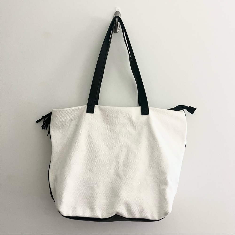 Walter Baker "Carly Bag" Classic Canvas Vegan Leather Tote White Black Weekender